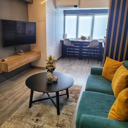 באקאו Apartament Delux מראה חיצוני תמונה