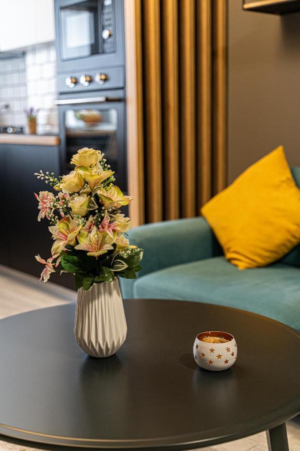 באקאו Apartament Delux מראה חיצוני תמונה