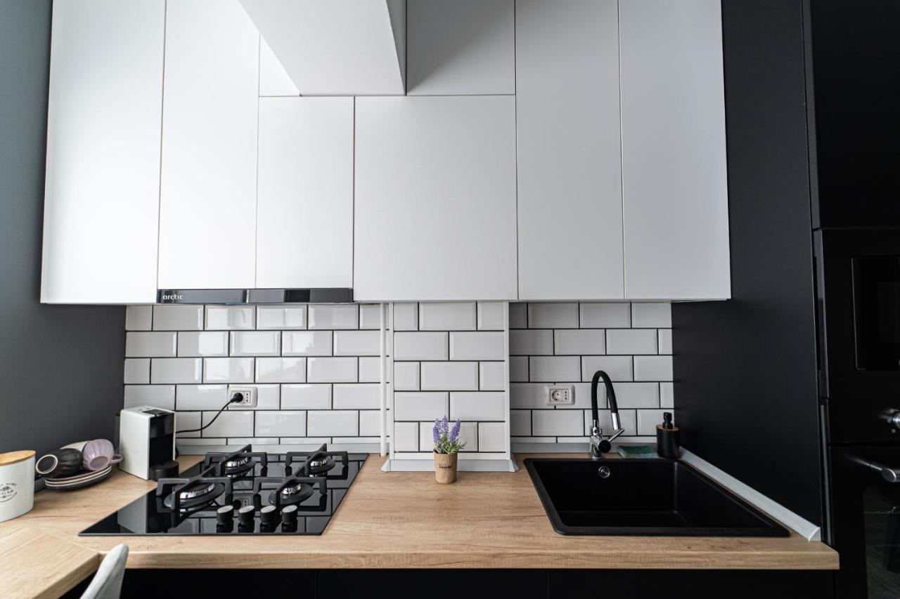 באקאו Apartament Delux מראה חיצוני תמונה