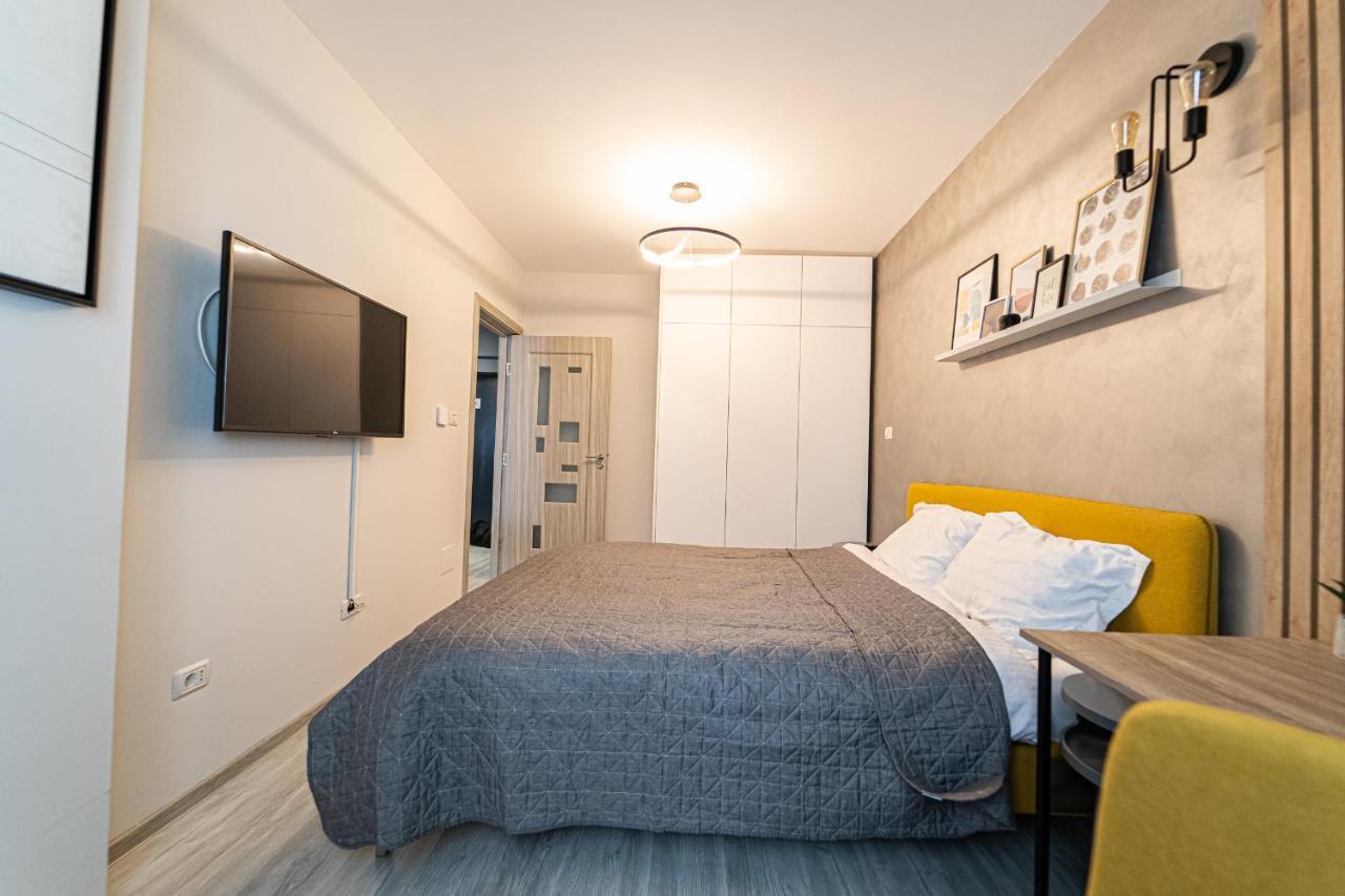 באקאו Apartament Delux מראה חיצוני תמונה