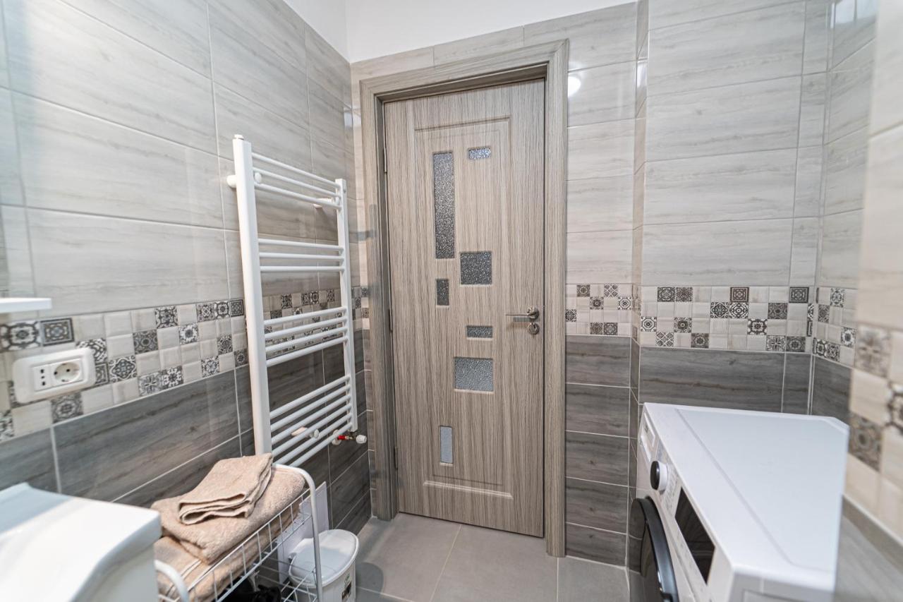 באקאו Apartament Delux מראה חיצוני תמונה